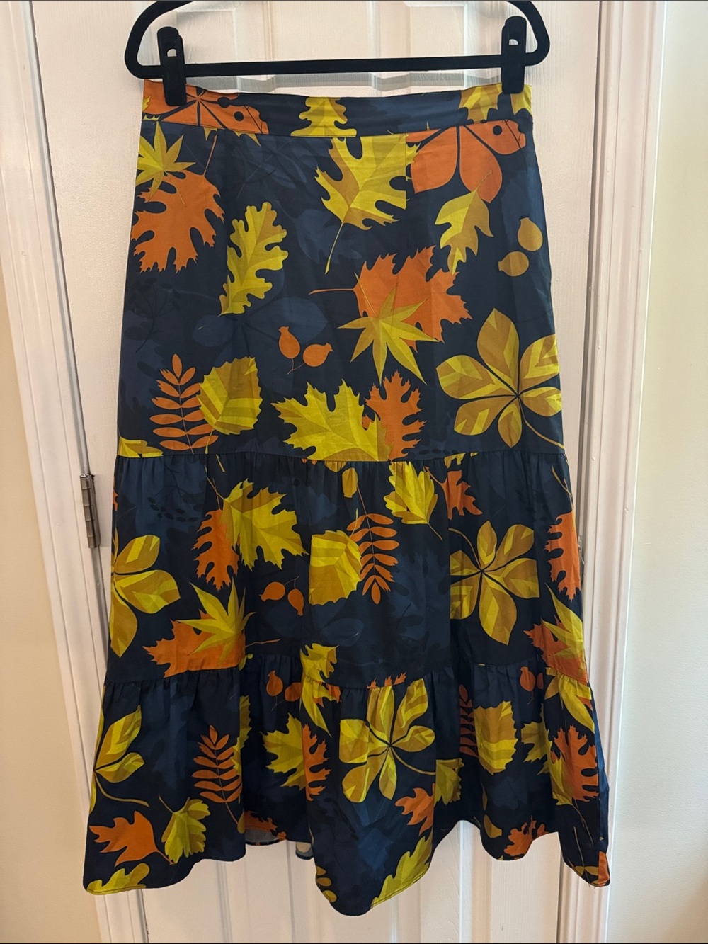 MAUDE VIVANTE • Anthropologie Autumn Leaf Print Tiered Midi Skirt Size Large